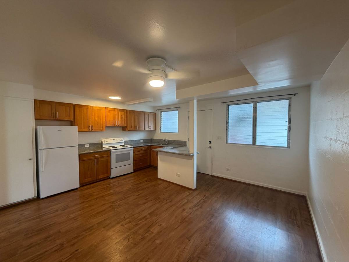 Apartment for rent at 1226-1232 Young St, Honolulu, HI 96814