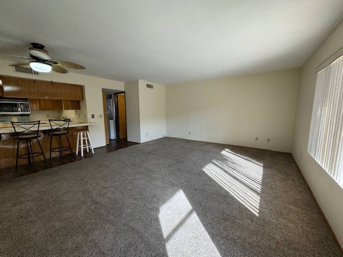 Condo for rent at 454 Riverfront Dr, Bullhead City, AZ 86442