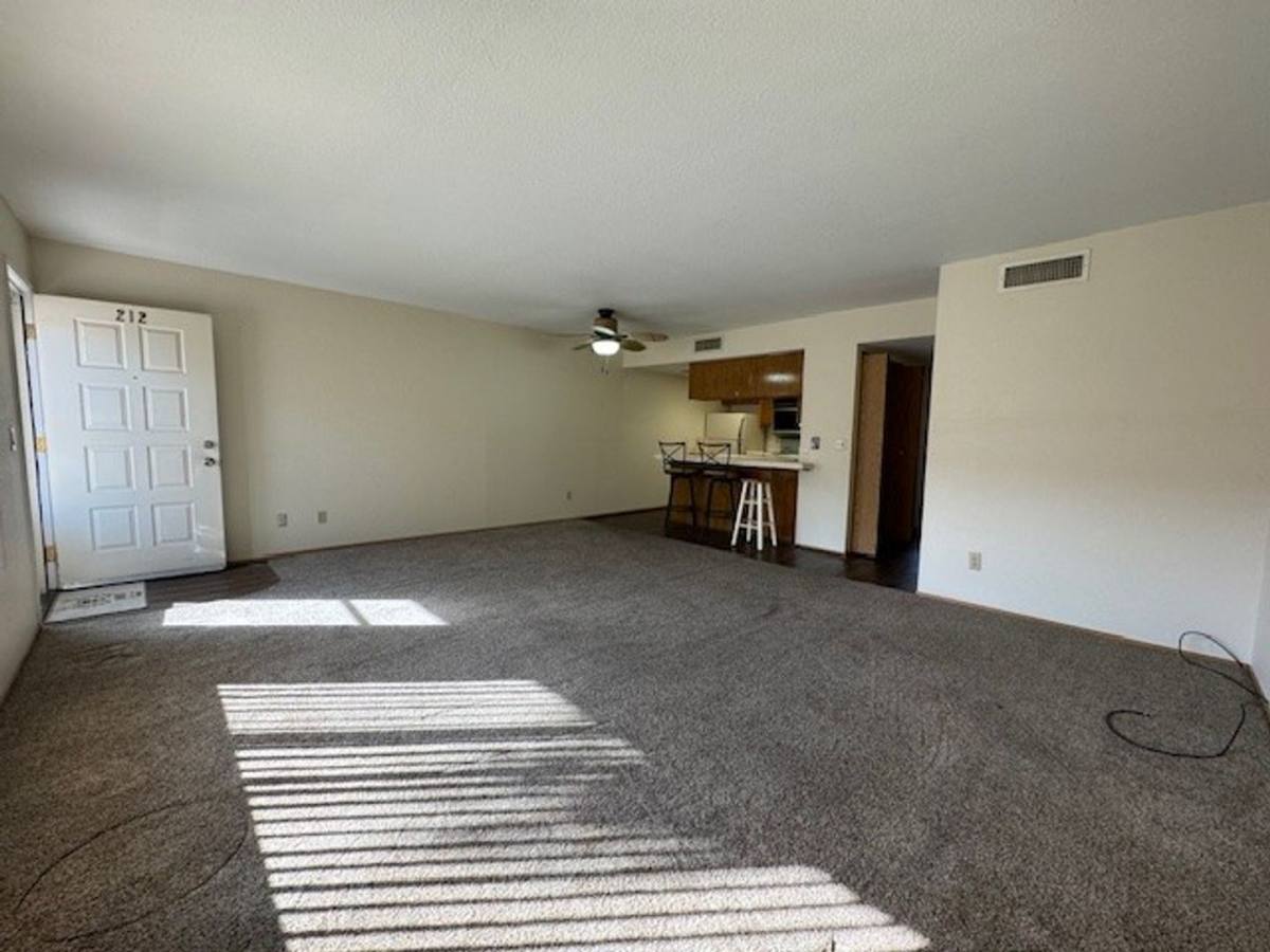 Condo for rent at 454 Riverfront Dr, Bullhead City, AZ 86442