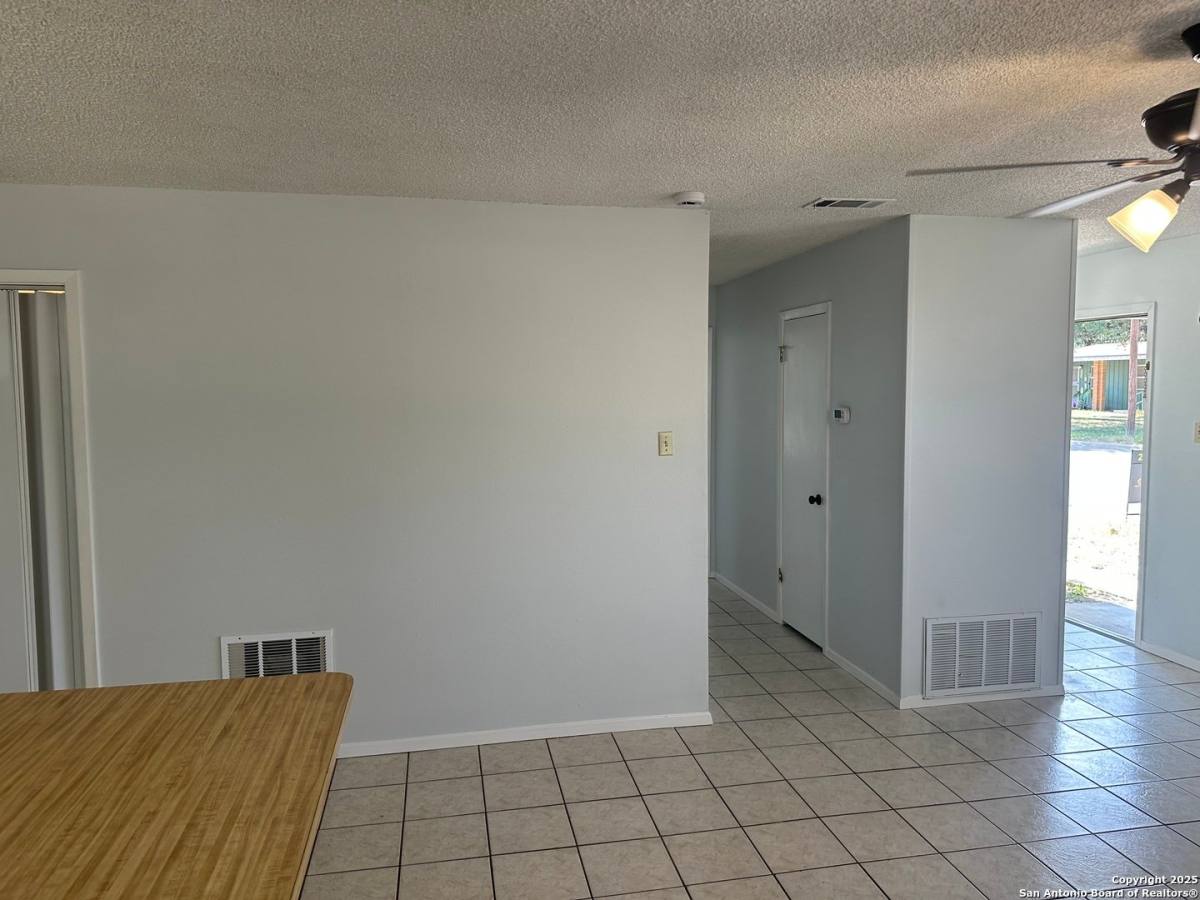 House for rent at 401 W Adams, Pleasanton, TX 78064