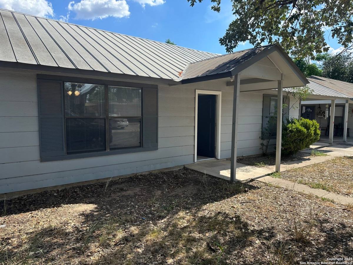 House for rent at 401 W Adams, Pleasanton, TX 78064