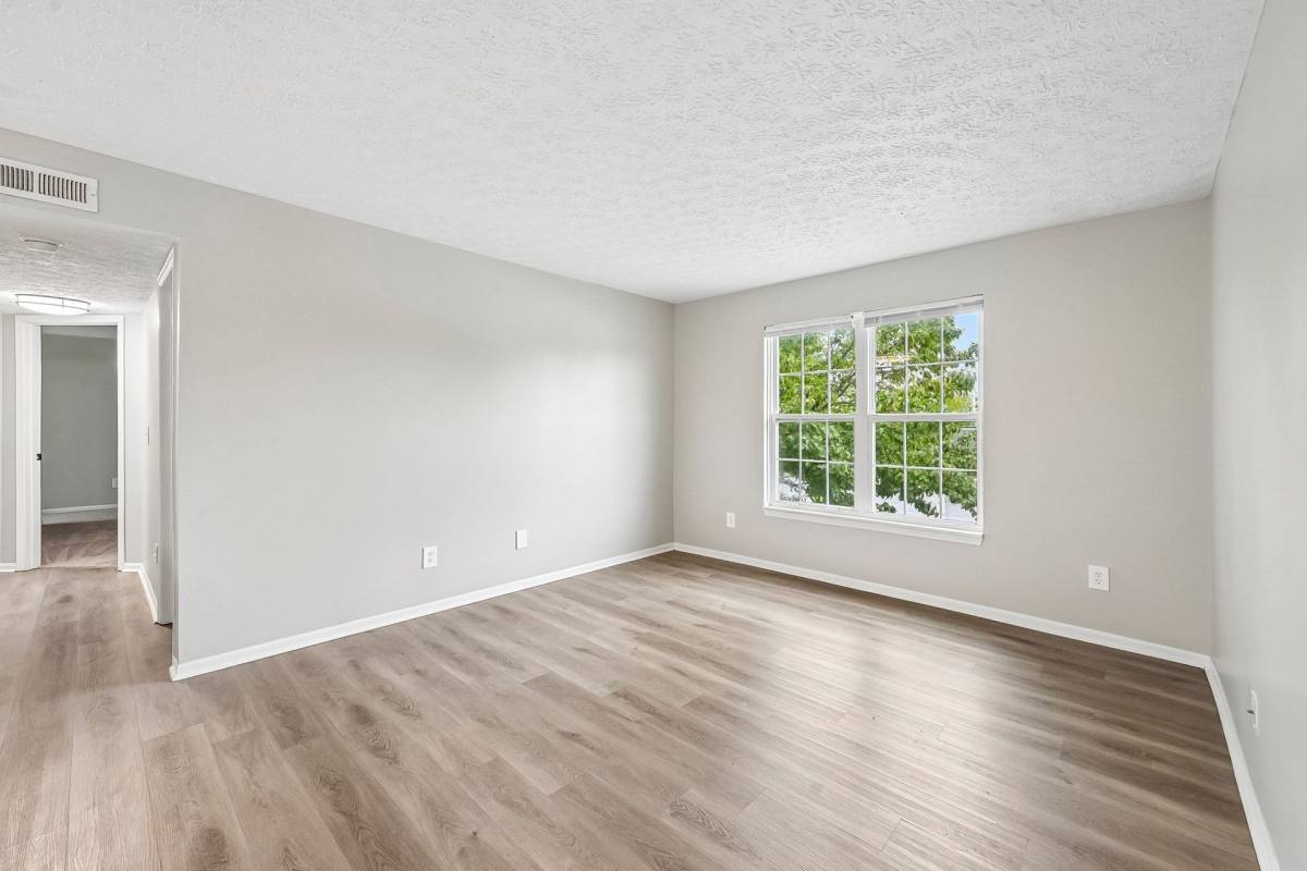 Apartment for rent at 833 Misty Hollow Lane, Columbus, OH 43228