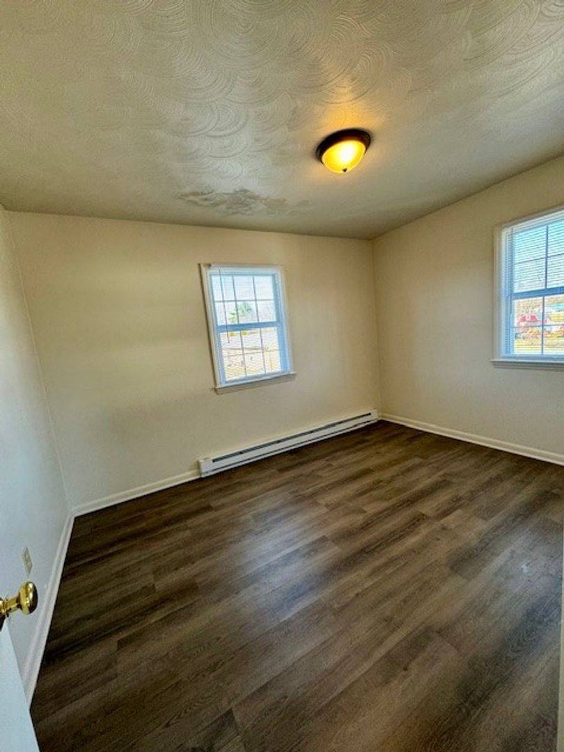 Apartment for rent at 412 Bruce St, Bridgewater, VA 22812