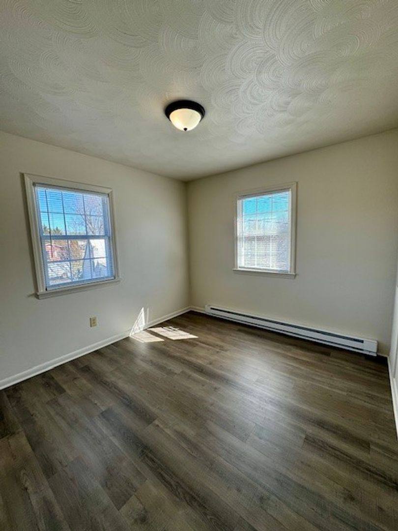 Apartment for rent at 412 Bruce St, Bridgewater, VA 22812
