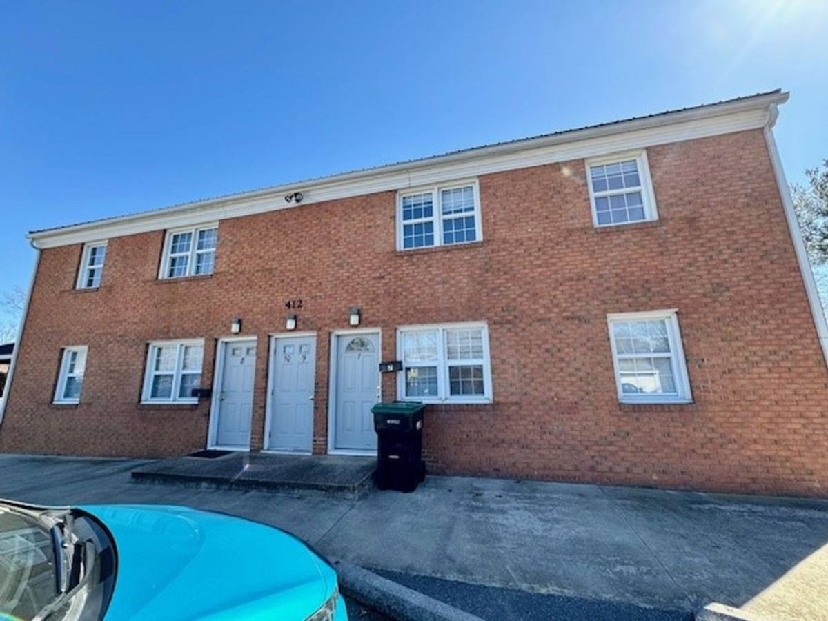 Apartment for rent at 412 Bruce St, Bridgewater, VA 22812
