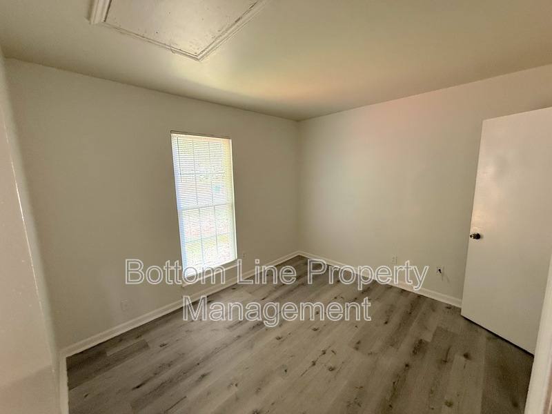 House for rent at 5522 Great Wagon Rd, Charlotte, NC 28215
