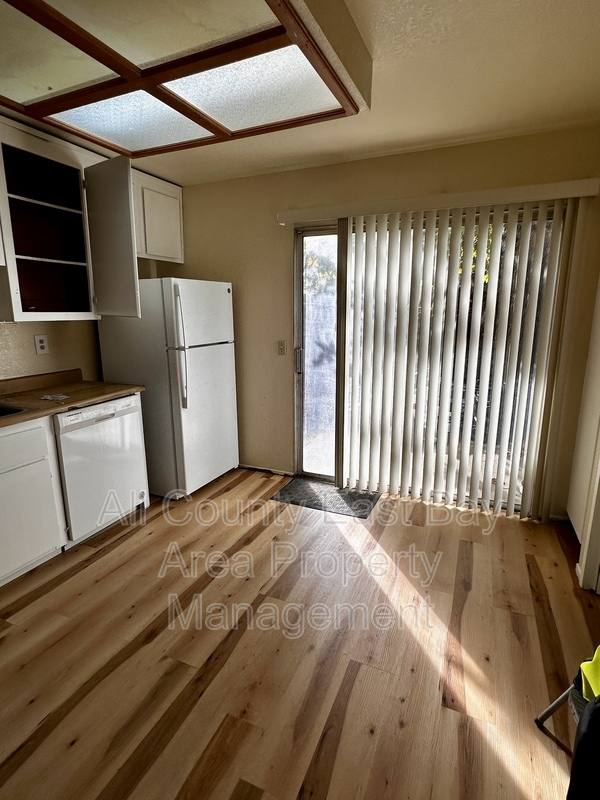 Apartment for rent at 1117 N Lincoln St #3, Dixon, CA 95620
