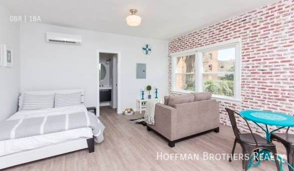 Apartment for rent at 412 S Lake St, Los Angeles, CA 90057