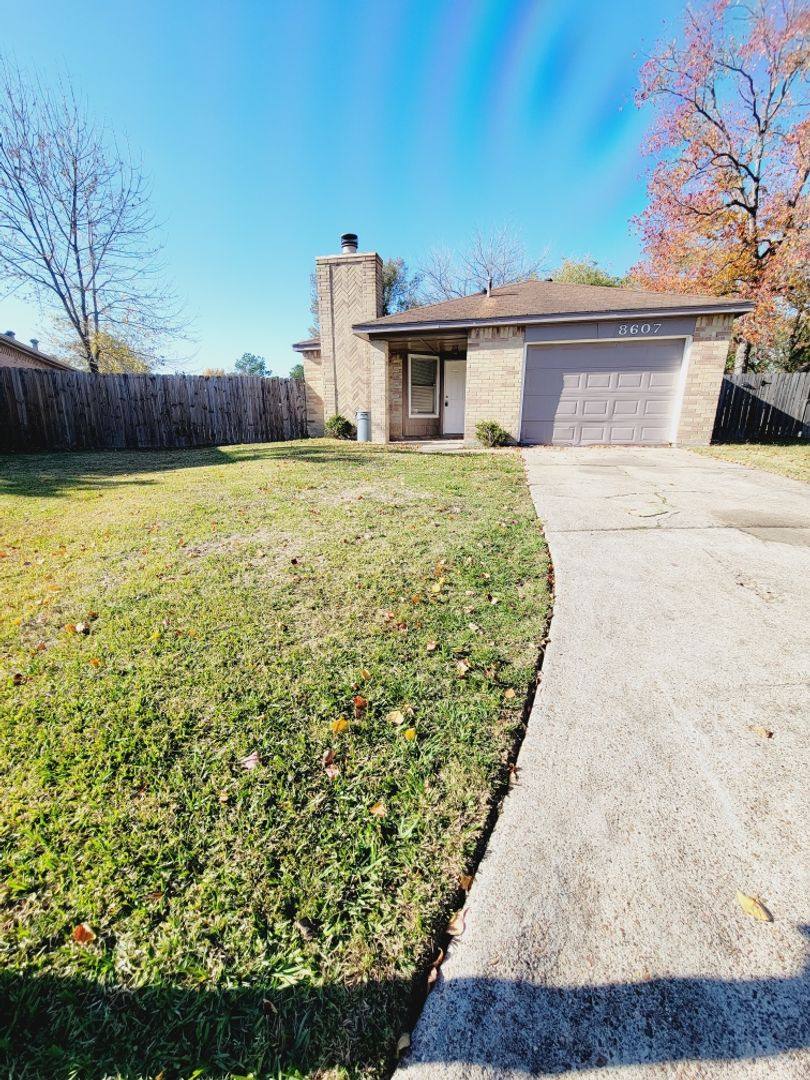 House for rent at 8607 Crystal Cove Circle, Houston, TX 77044