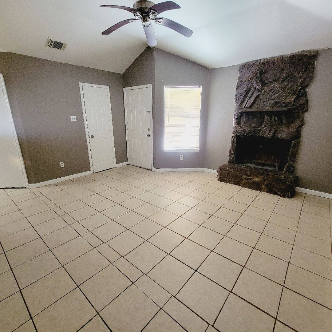 House for rent at 8607 Crystal Cove Circle, Houston, TX 77044