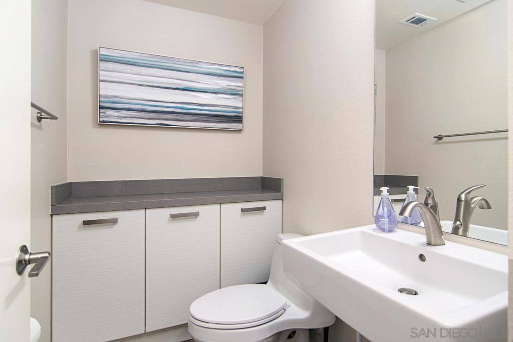 3642 7th Ave, San Diego, CA 92103 - Townhouse for Rent - Image 13