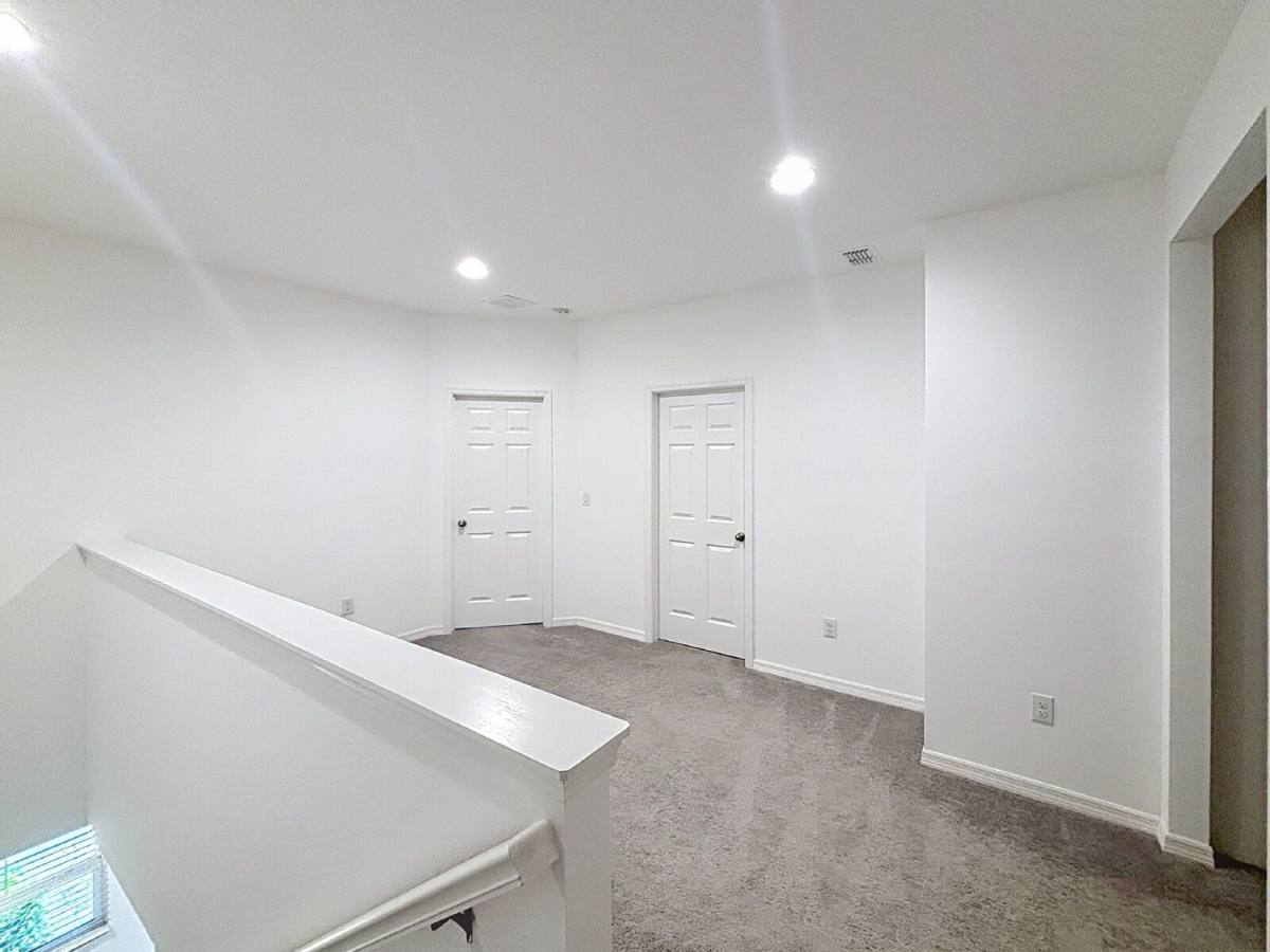 Townhouse for rent at 6310 Goldcoast Ave, Apollo Beach, FL 33572