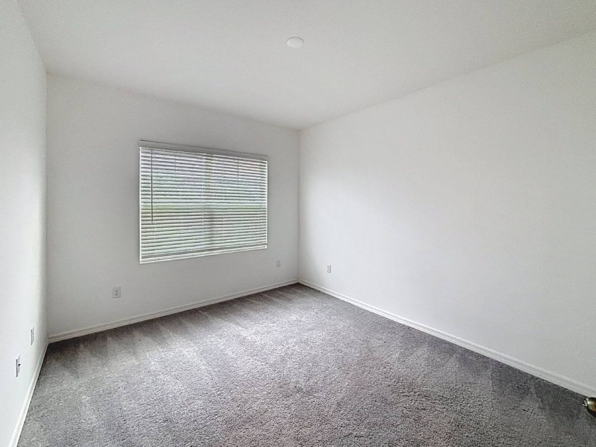 Townhouse for rent at 6310 Goldcoast Ave, Apollo Beach, FL 33572