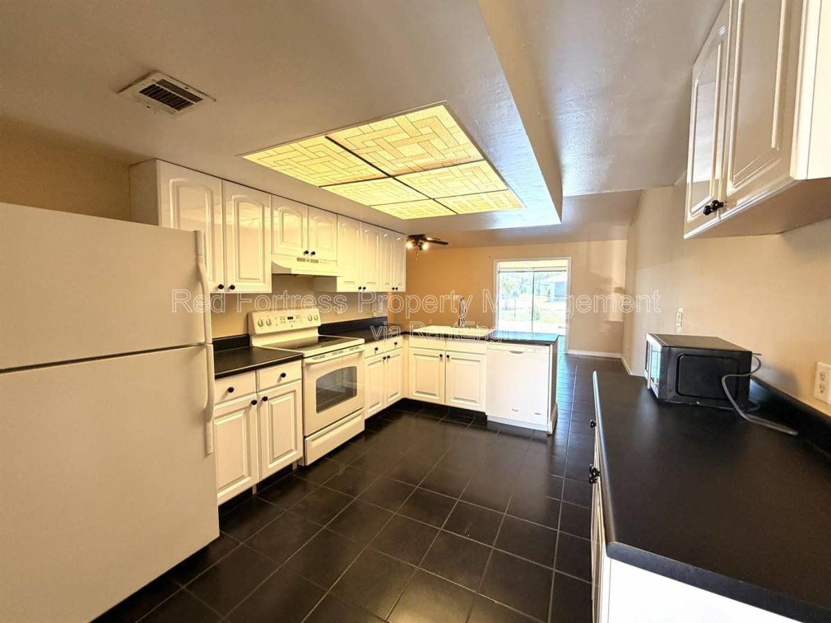 Apartment for rent at 4114 Skyline Blvd #B, Cape Coral, FL 33914