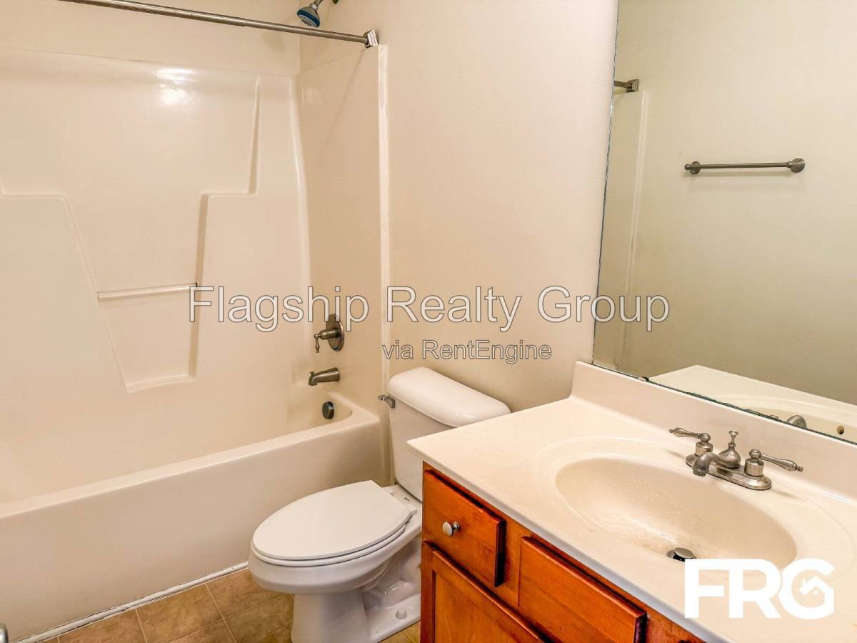 Apartment for rent at 4243 Dudleys Grant Dr, Winterville, NC 28590