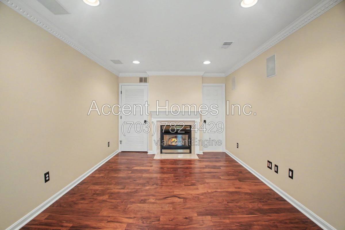 Townhouse for rent at 20864 Pitt Terrace, Sterling, VA 20165
