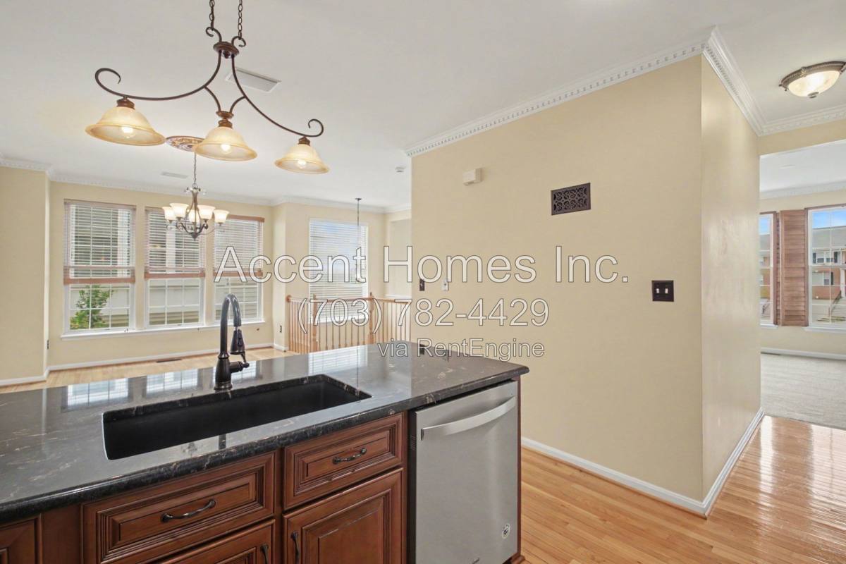 Townhouse for rent at 20864 Pitt Terrace, Sterling, VA 20165