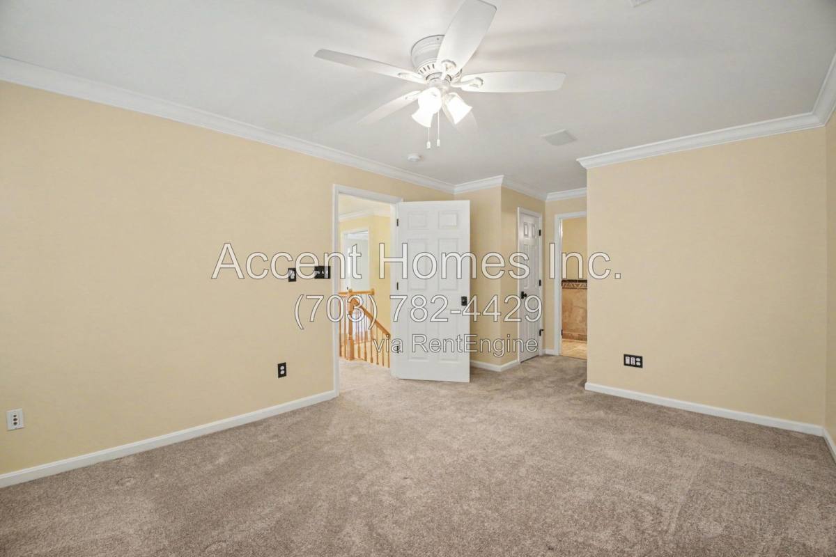 Townhouse for rent at 20864 Pitt Terrace, Sterling, VA 20165