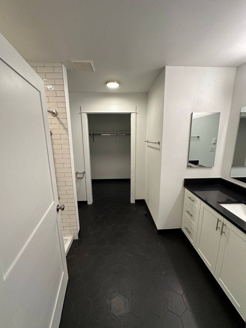 Apartment for rent at 1312 W 10th St, The Dalles, OR 97058
