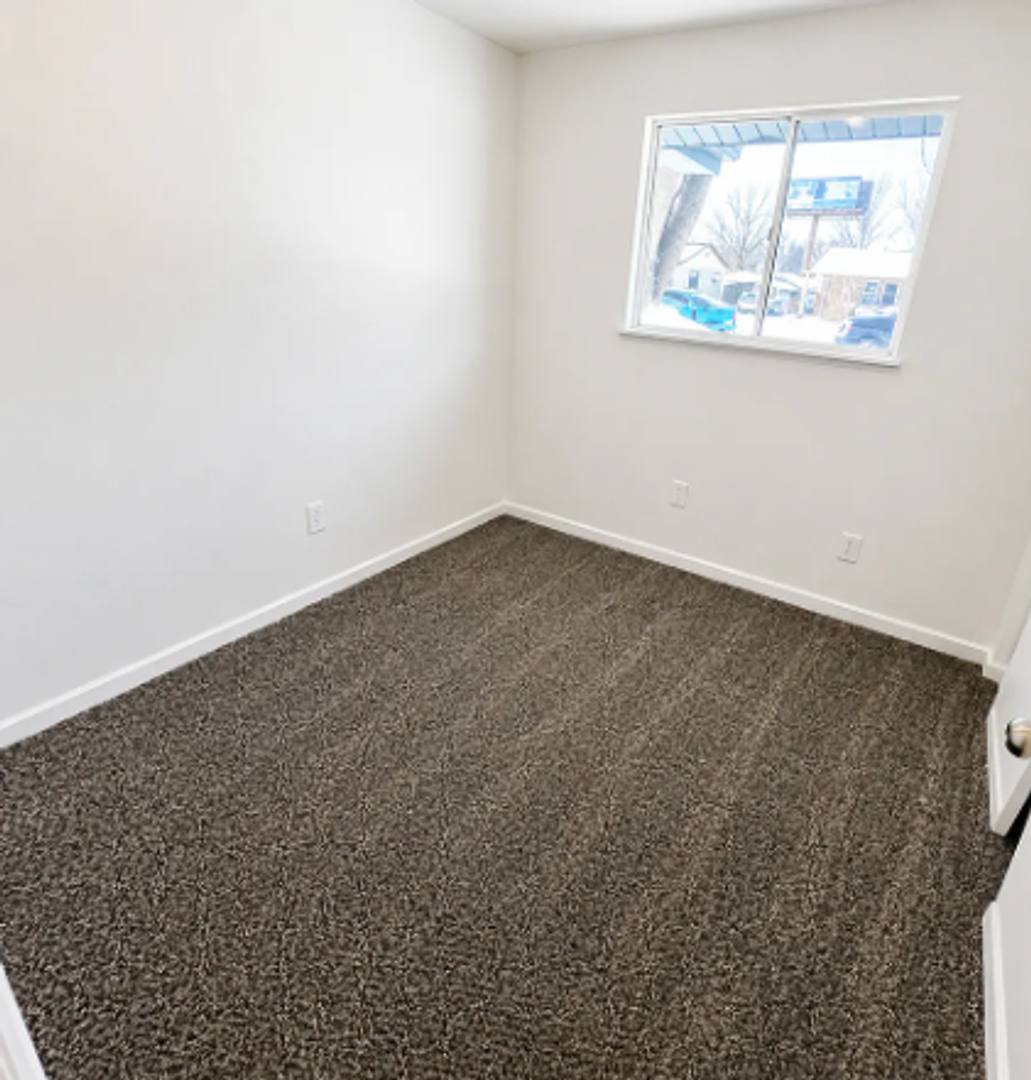 1939 Doris Ave, East St. Louis, IL 62206 - House for Rent - Image 7