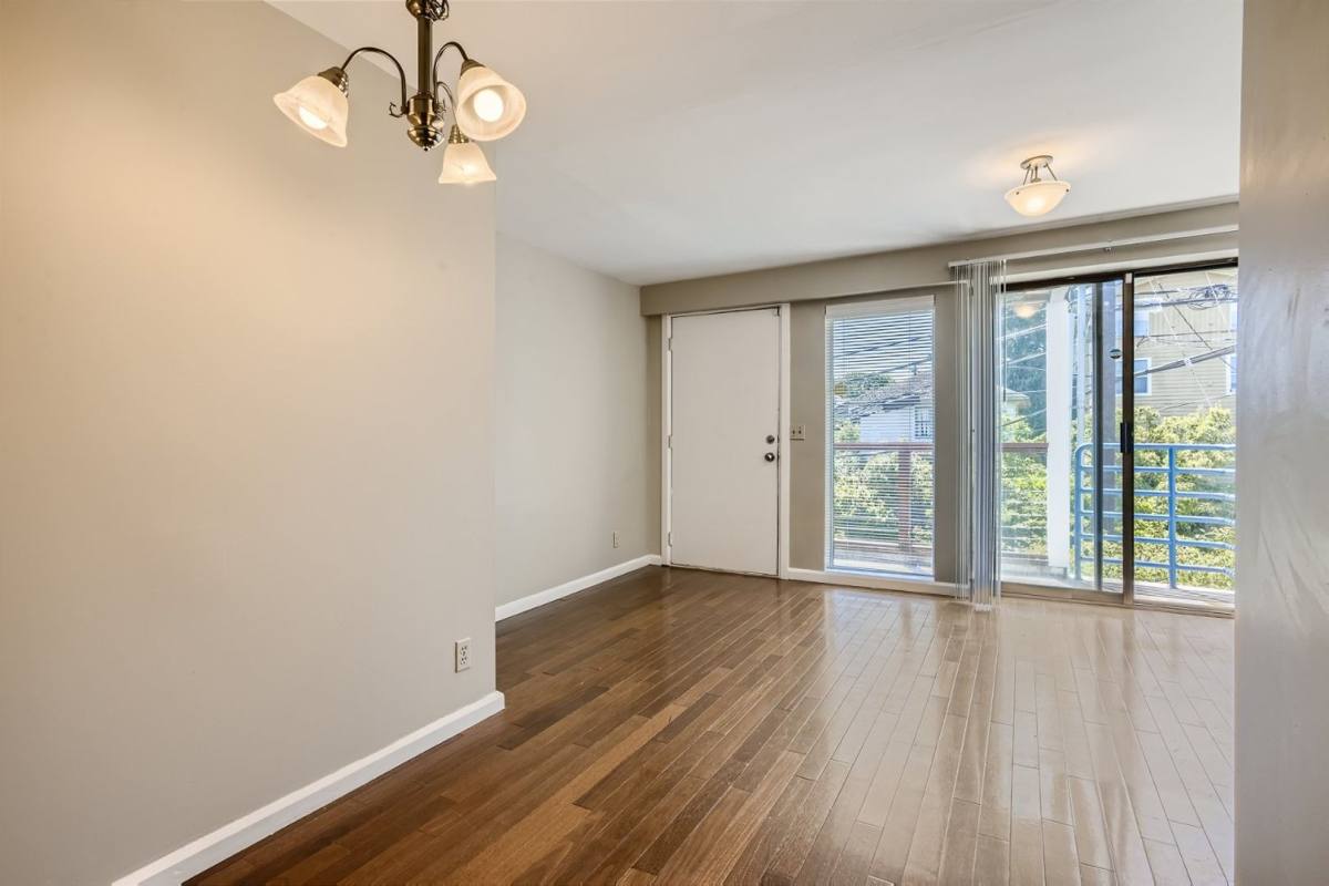2312 E Denny Way, Seattle, WA 98112 - Apartment for Rent - Image 8