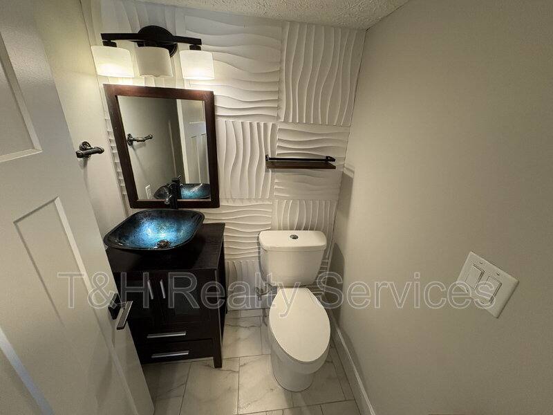 House for rent at 3101 N New Jersey St, Indianapolis, IN 46205