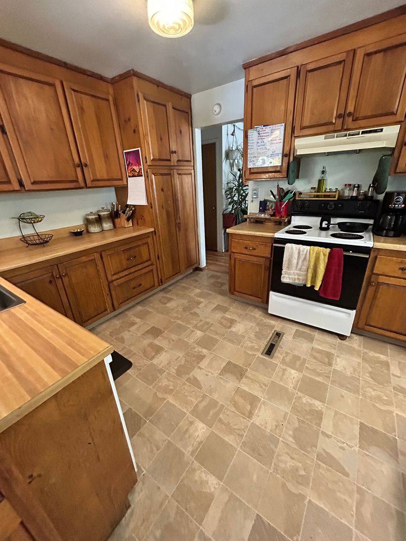 House for rent at 2409 Thomas Ave, Durango, CO 81301