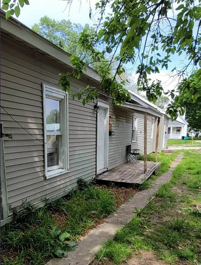 Apartment for rent at 1901 N Church St, Decatur, IL 62526