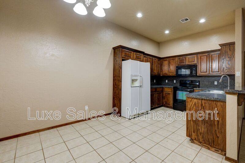 House for rent at 3517 Galatian Way, Yukon, OK 73099