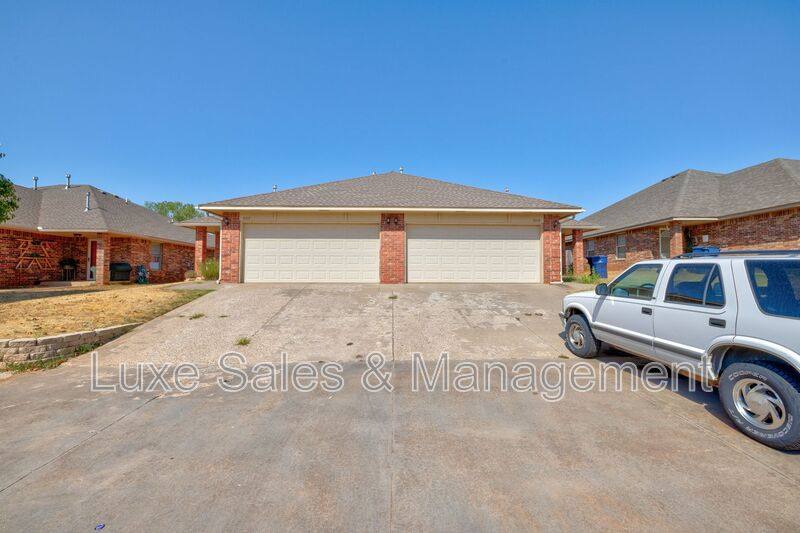 House for rent at 3517 Galatian Way, Yukon, OK 73099