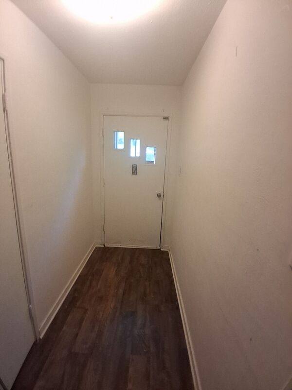 House for rent at 3058 Woodside Dr, Jackson, MS 39212