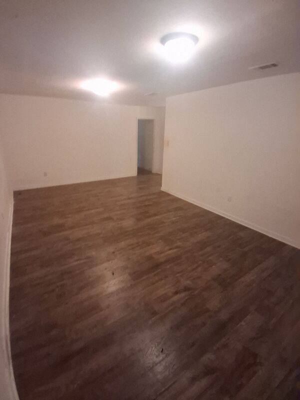 House for rent at 3058 Woodside Dr, Jackson, MS 39212