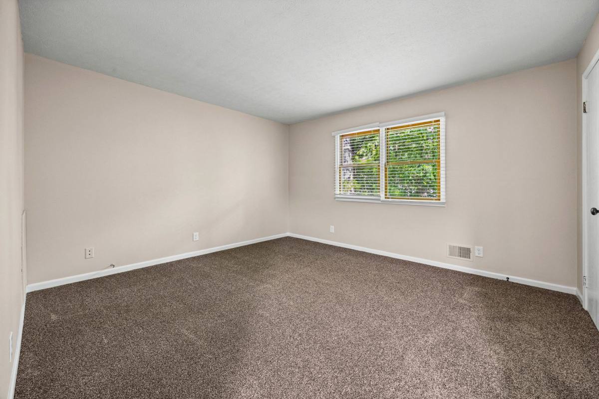 Townhouse for rent at 419 Britton Rd #9, Rochester, NY 14616