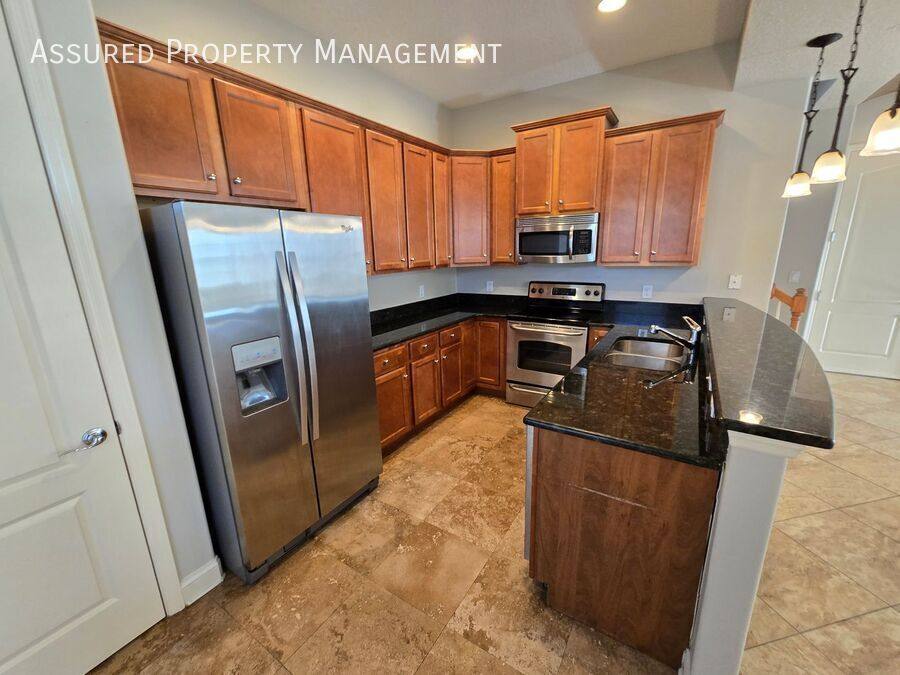 Townhouse for rent at 112 E Esther St, Orlando, FL 32806