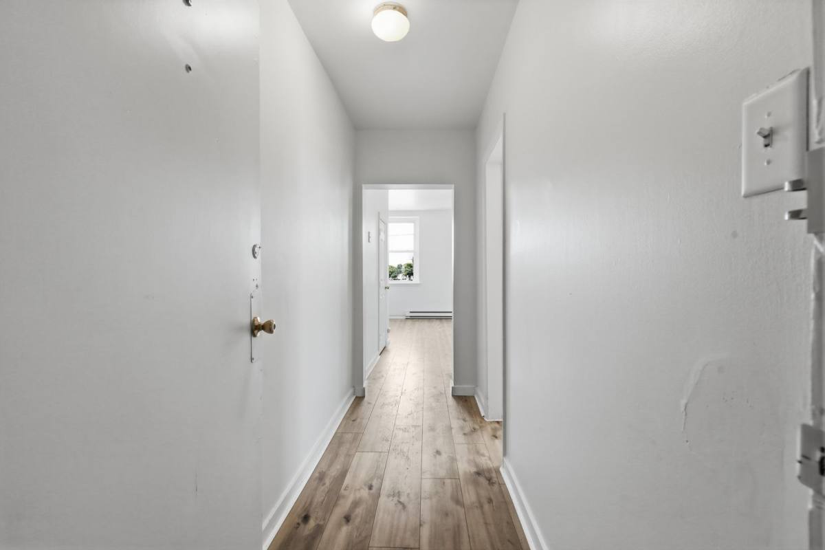 Apartment for rent at 101 W Main St, Mount Joy, PA 17552