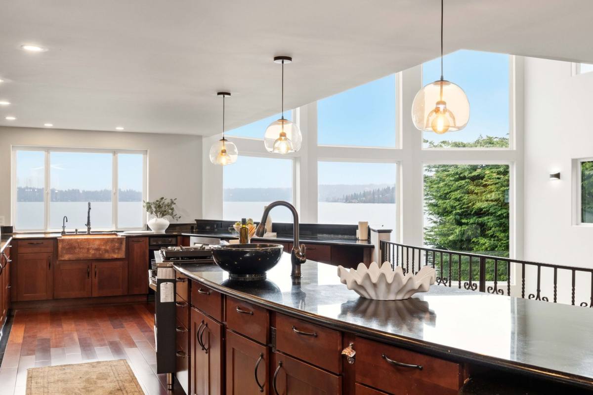 17714 SE 40th Place, Bellevue, WA 98008 - House for Rent - Image 9