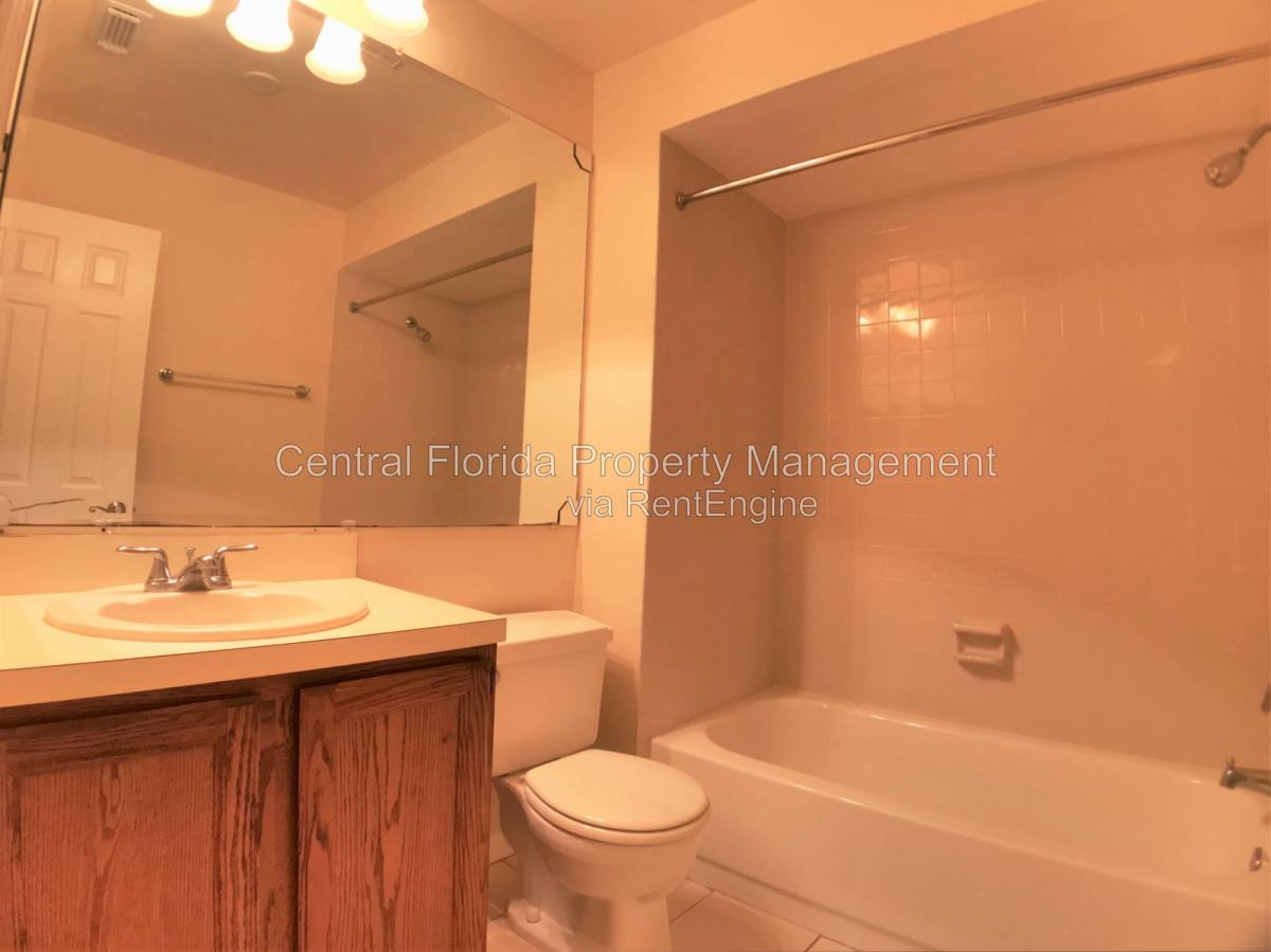 Condo for rent at 2404 Gallery View Dr, Winter Park, FL 32792