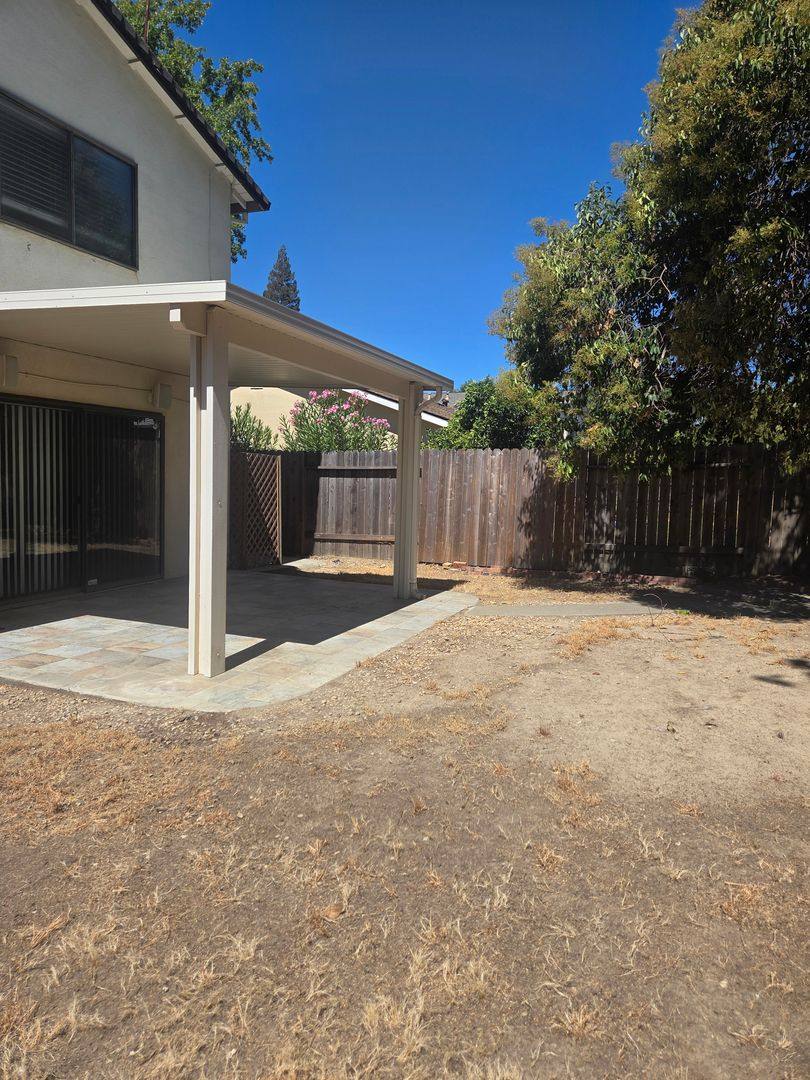 House for rent at 3617 Scottsboro Dr, Sacramento, CA 95826