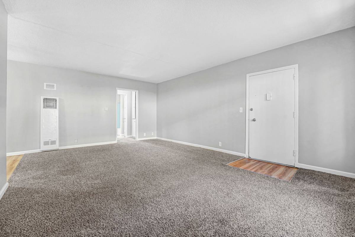 Apartment for rent at 1760 State St, South Pasadena, CA 91030