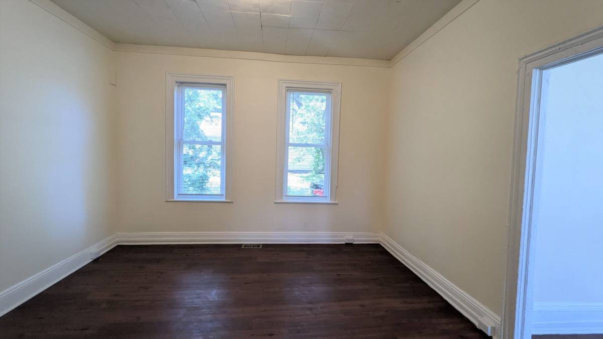 Apartment for rent at 523 W Grand Ave, Muskegon, MI 49441