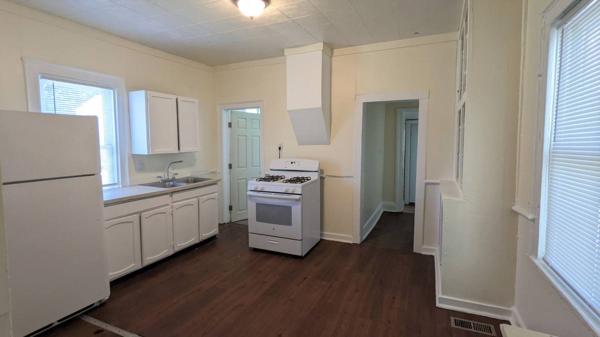 Apartment for rent at 523 W Grand Ave, Muskegon, MI 49441