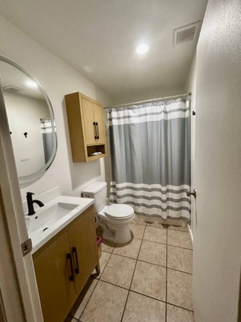 Condo for rent at 5452 Adobe Falls Rd, San Diego, CA 92120