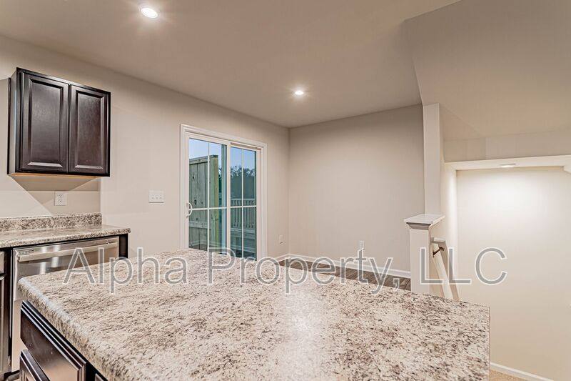 Townhouse for rent at 301 Parkridge Way, Simpsonville, SC 29680