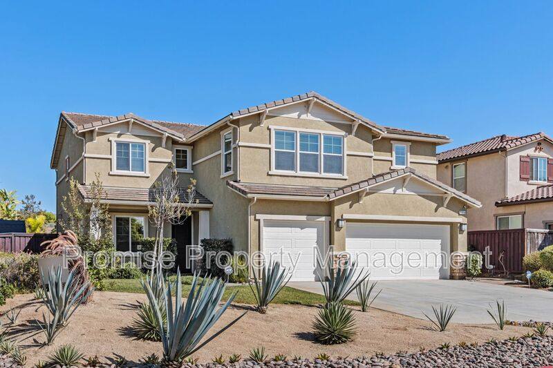 House for rent at 5514 Lipizzaner Circle, Oceanside, CA 92056