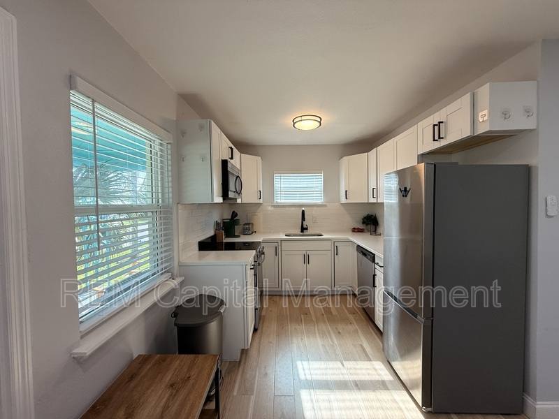 Apartment for rent at 300 30th Ave N #A, Saint Petersburg, FL 33704