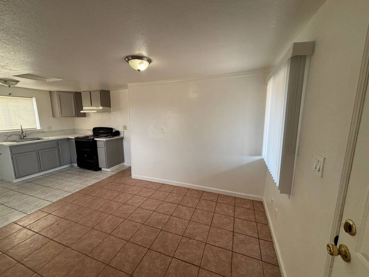 5801 Wallace Ave, Sacramento, CA 95824 - Apartment for Rent - Image 9