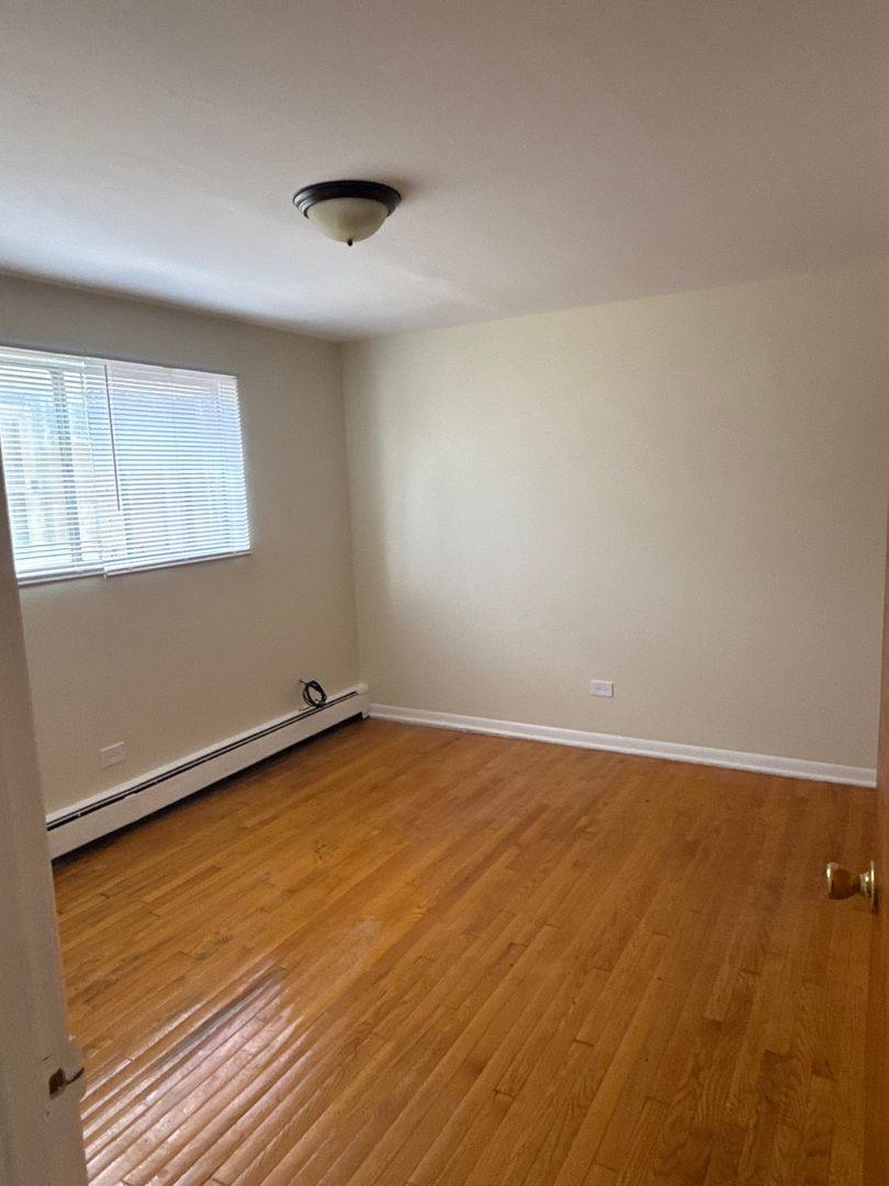 Apartment for rent at 12619 - 12623 Lincoln St, Riverdale, IL 60827