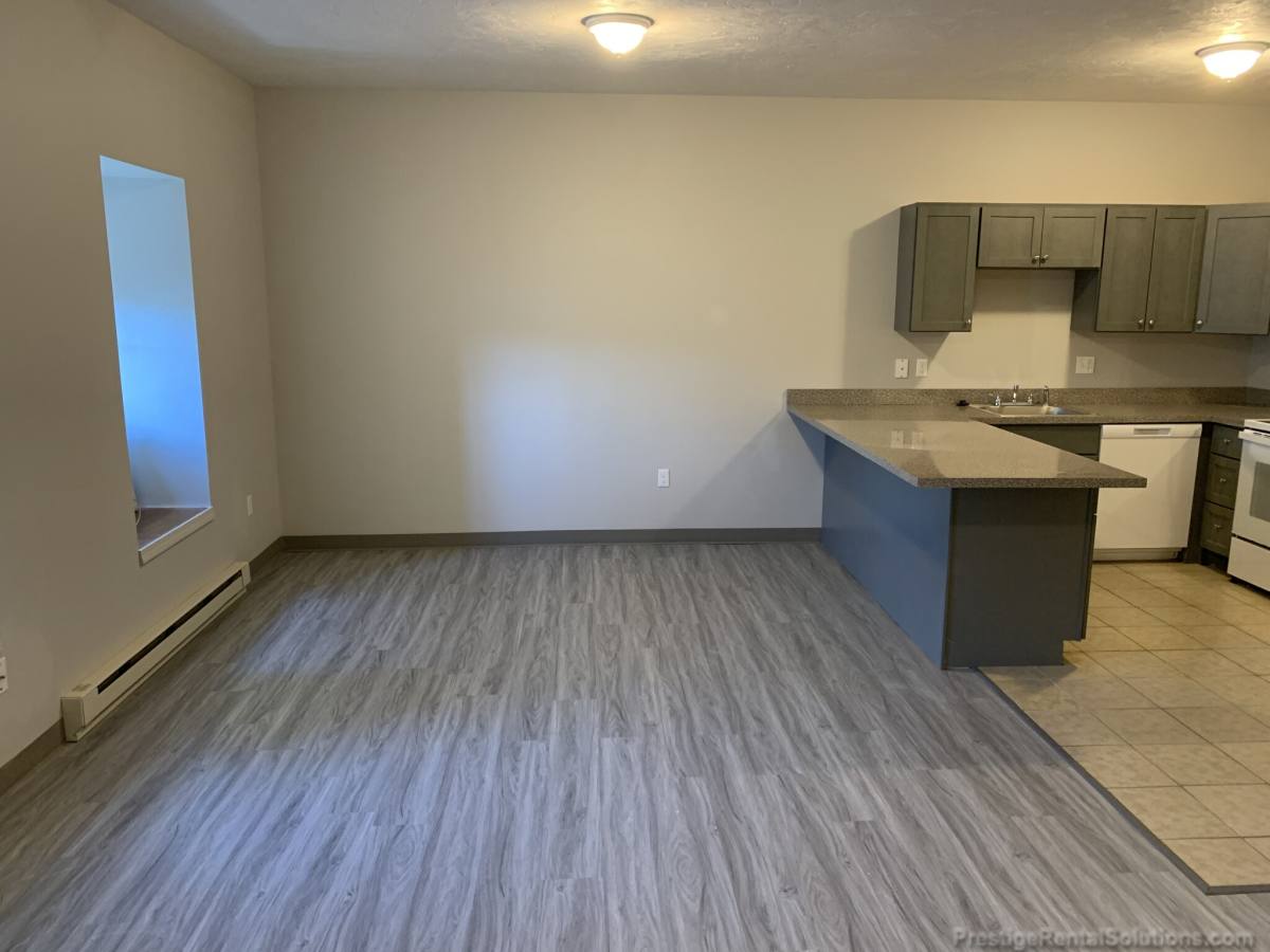 Apartment for rent at 11 Willow St #101, Fitchburg, MA 01420