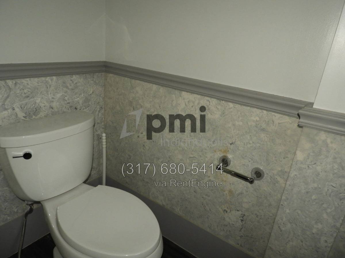 Apartment for rent at 1214 S Washington St #B, Marion, IN 46953
