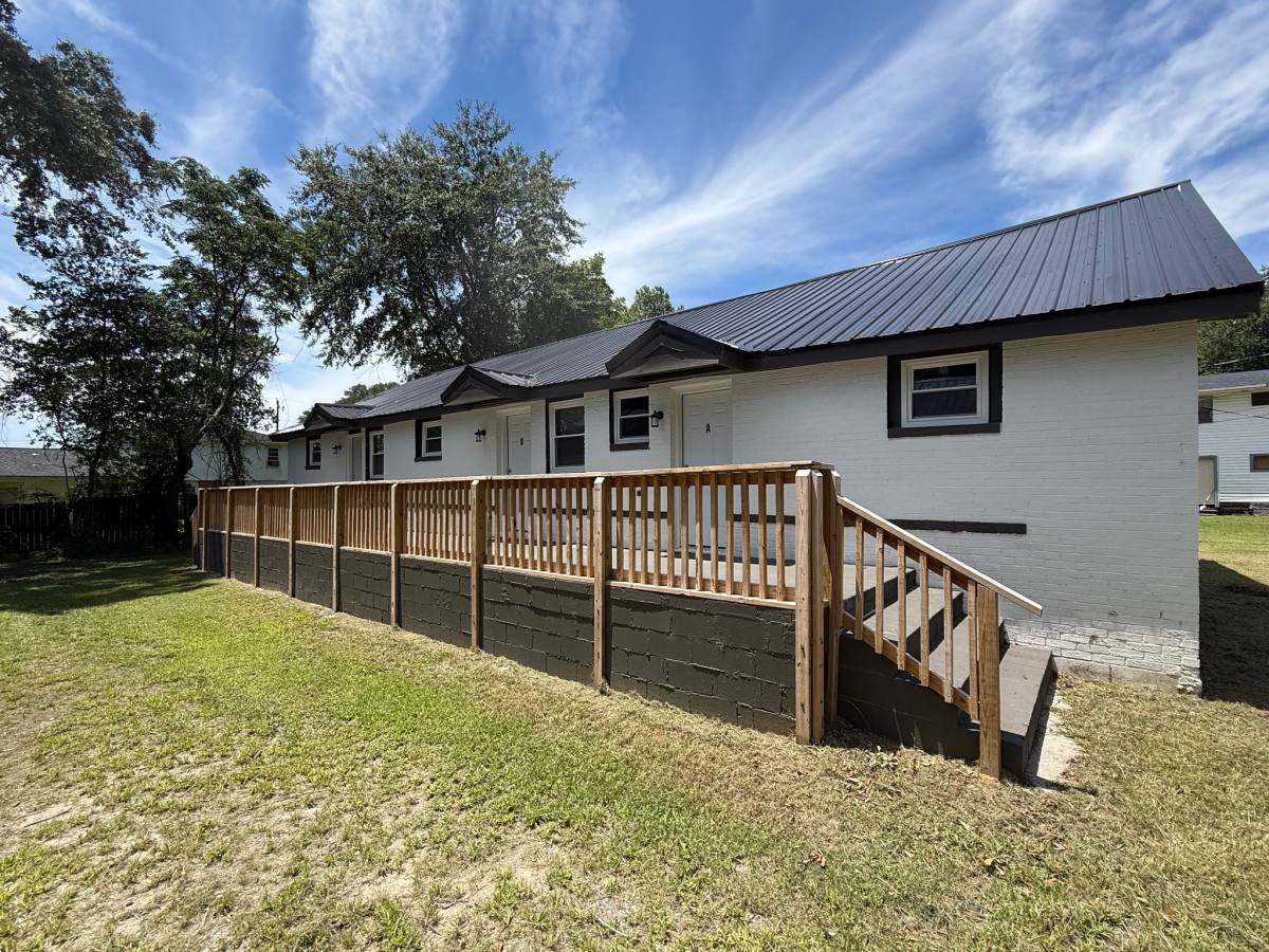 Apartment for rent at 108 Mollette St #A, Fort Valley, GA 31030